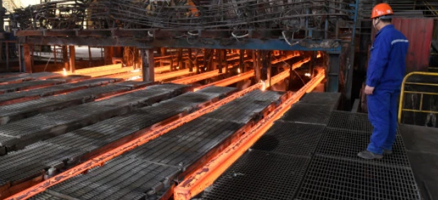 تعطیلی ٧٠٠ کارخانه فولادی چینی به ظرفیت ٢٩٠ میلیون تن